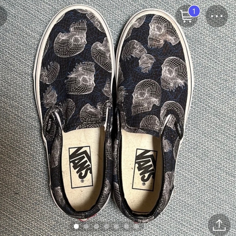 VANS SLIP ON SHOES